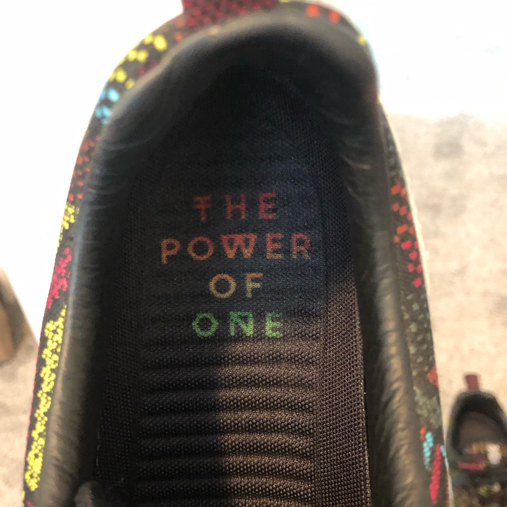 Nike Roshe One Jacquard BHM womens - Picture 2 of 3